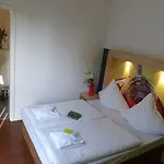 H+ 4youth Hotel
