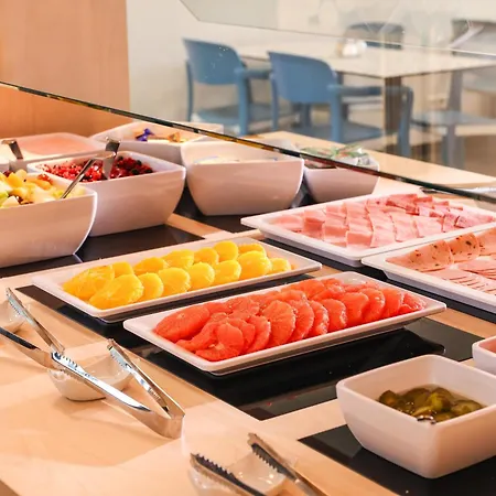 酒店 致青春特里夫酒店 3*