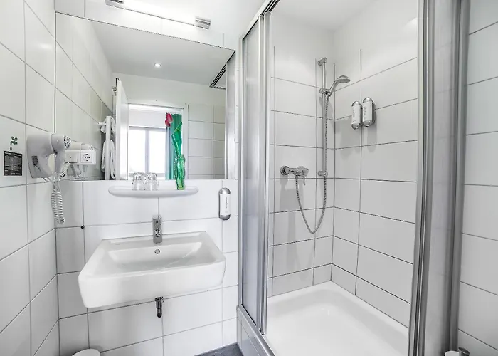 致青春特里夫酒店 3* 柏林