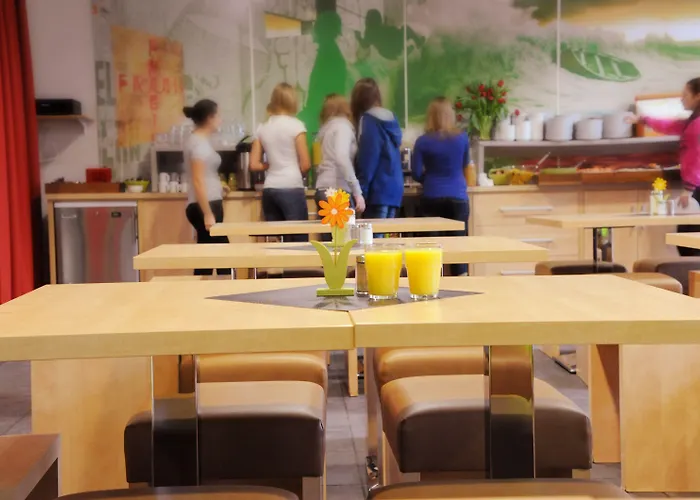 致青春特里夫酒店