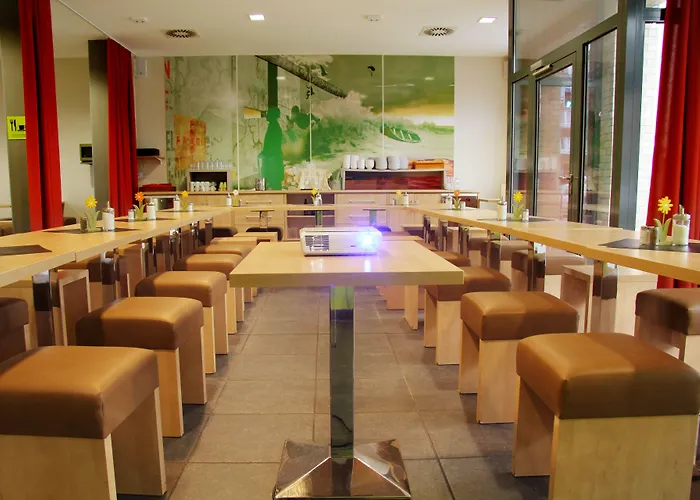 致青春特里夫酒店 3* 柏林