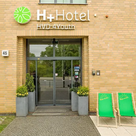 Hotel H+ 4youth 3*